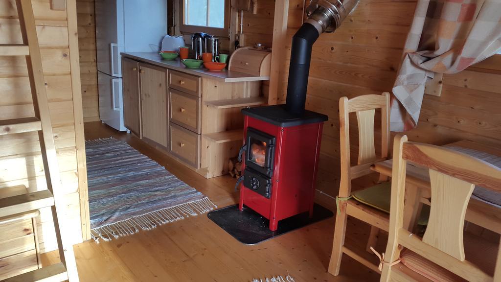 Maenniste Holiday Home Hiievalja ภายนอก รูปภาพ